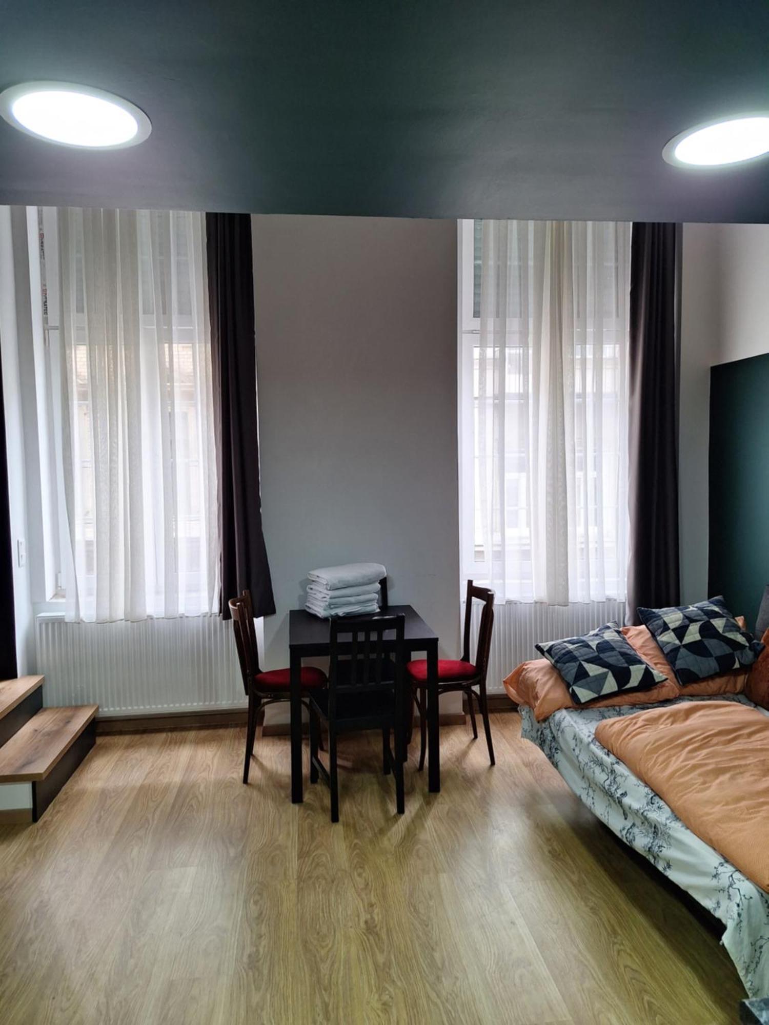 Tempo City Apartman Будапеща Екстериор снимка